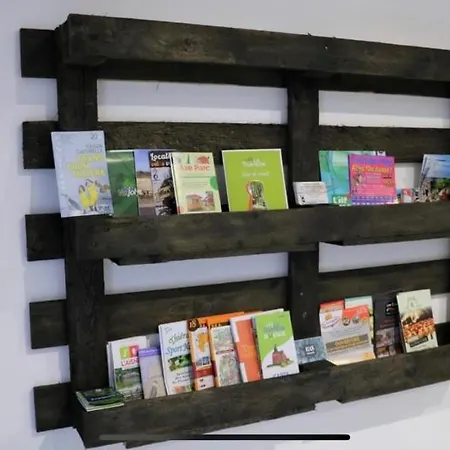 Oda ve Kahvaltı Aux Fines Bulles D Hotes 3*