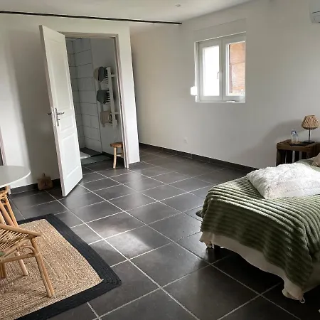 Aux Fines Bulles D Hotes Neuve-Maison